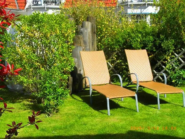 Sommertraum - Kinderfreundlich - 3 Schlafzimmer, Garten, Bad Und G-wc, Kaminofen Zingst